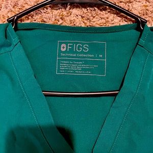 Forest green figs scrub set.